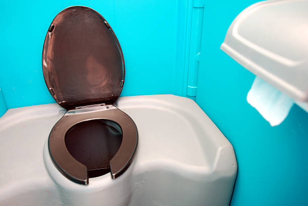 Best Luxury portable toilet rental  in Willard, OH